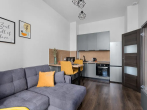 Квартира Комфорт с Балконом и Видом на Город Moderna Flat Status
