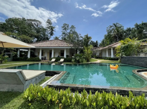 Claire Villa By Younger Villas & Resorts Villa