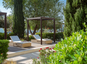 Отель Baku Marriott Hotel Boulevard