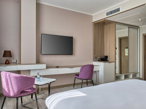 Отель Panarams Tashkent Hotel, a Member of Radisson Individuals.