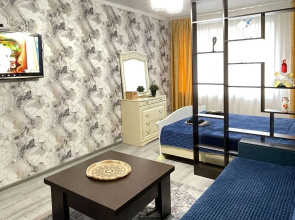 Apartamenty Krasivye apartamenty s dizajnerskim remontom!