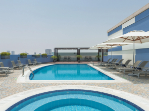 Отель Coral Dubai Deira