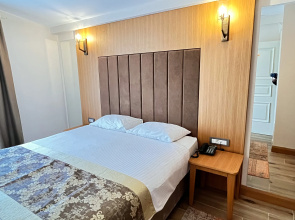 Отель Aren Suites