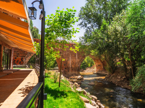 Отель Red Bridge Yerevan