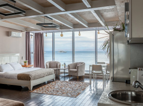 Меблированные комнаты Sea View by VVO Apartments