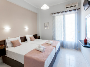 Electra Hotel