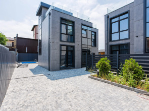 V Divnomorskom Private House