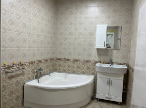 Отель HOME ALONE