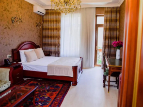 Royal Antique Boutique Hotel