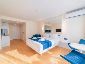 Апарт-отель Central Hotel Orbi City Batumi block ABC