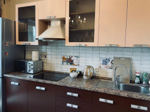 Квартира Стильная и Яркая на Революционной