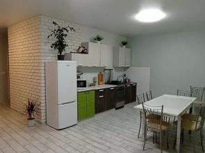 Частный дом у леса