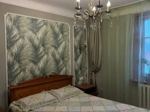 Гостевой Дом  У Звонницы монастыря с баней