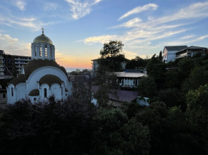 Апартаменты Стандартные трехместные с ванной комнатой