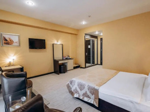 Отель Days Baku