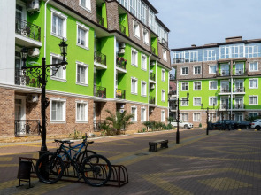 Апартаменты Red Apartments Арт Лайт Адриан