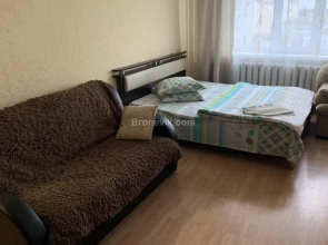 Sempl Na Neftyanikov 48/2 Apartments
