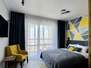 Апартаменты Желтая Студия с панорамным окном