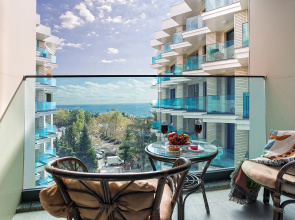 Skay Plaza s Vidom na More i Svoim Plyazhem Apartments