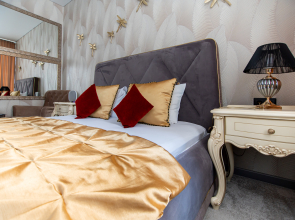 Апартаменты на Невском 136