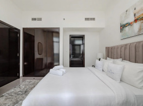 Апартаменты Stylish 1BR at Damac Merano Tower with Great View