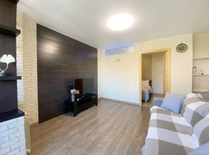 Квартира Уютная 2-х комнатная