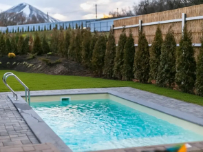 Kavkazskiy Tselitel Hotel