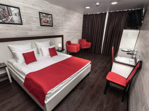 Отель Red Fox на Шумакова 15Б