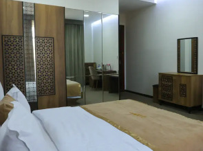 Отель Dunyo Palace