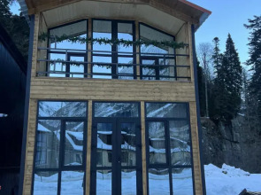 Chalet Forest glamp