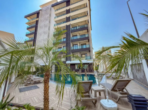 V Midpoint Residence Kleopatra Flat