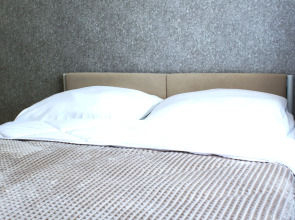 Апартаменты Apato Уютная студия с видом на город и горы