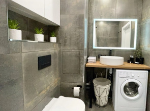 квартира премиум-класса в стиле "эко" с видом на парк и речку