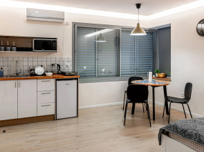 V Dvukh Shagakh Ot Sredizemnogo Morya Apartments