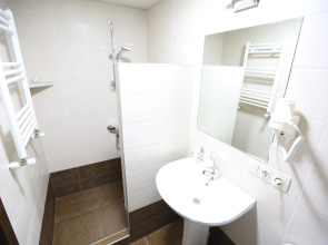 Отель Reverence