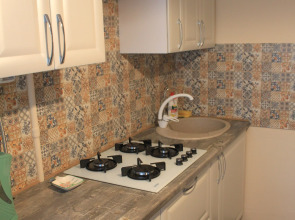 Апартамент Your Home