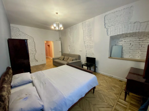 Апартаменты Итальянская 12