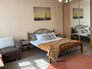 Uyutnaya s umnym domom Flat