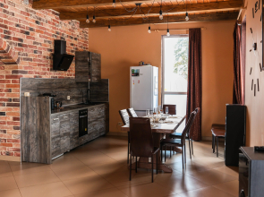 Zolotoy Venzel Private house