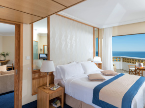Отель Constantinou Bros Athena Royal Beach