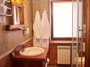 Отель Ловчий Плюс