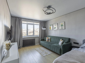 Квартира Уютная 2-к с Потрясающим Видом на Горы и Озеро