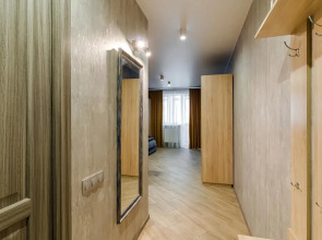 Апартаменты Red студия рядом с ТРЦ Горизонт