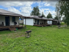 Baza Otdykha semeynoye Pomestye Lodging house