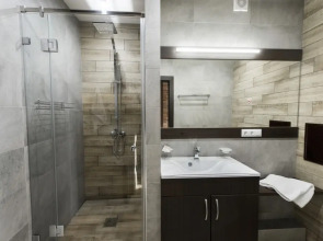 Квартира Студия На Лукиана Попова 103