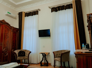 Отель Imperial Palace