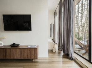 Lesnoy Voskhod Chalet 1