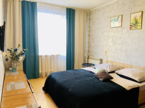 V Tsentre Sobyitij Apartments