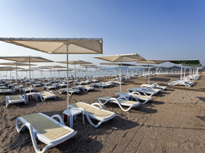 Отель Karmir Resort  & SPA