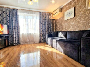 Prostornaya Treshka V Tsentre Goroda Flat